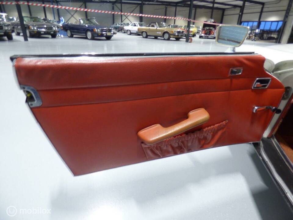 Imagen 15/29 de Mercedes-Benz 280 SL (1970)