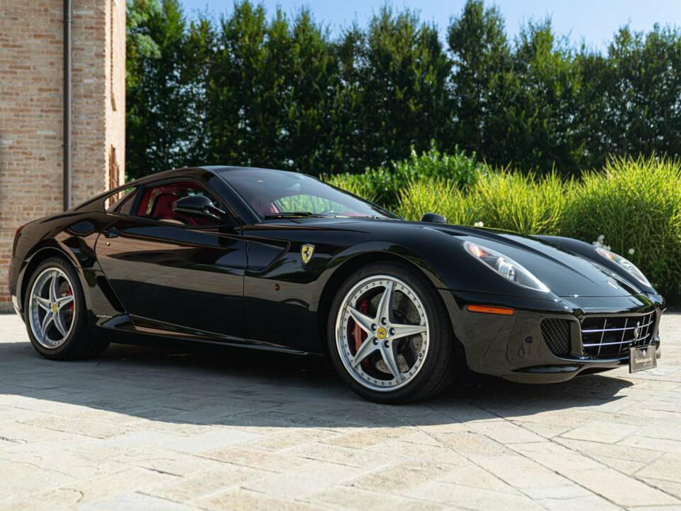 Immagine 2/50 di Ferrari 599 GTB HGTE (2010)