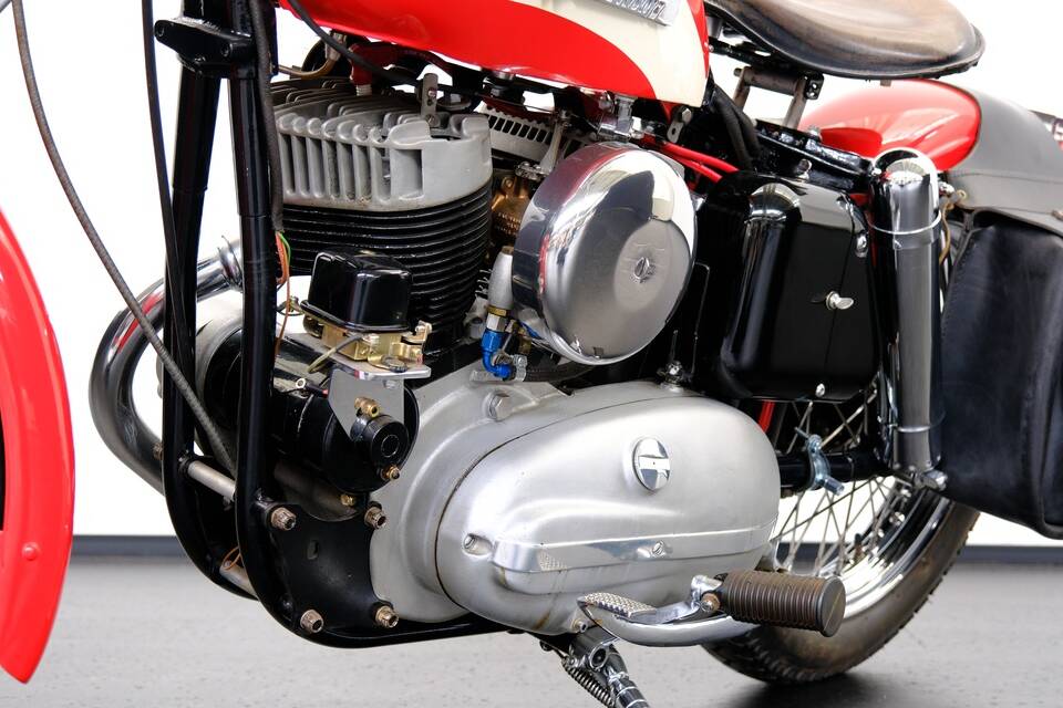 Immagine 29/72 di Harley-Davidson Model KH (1956)