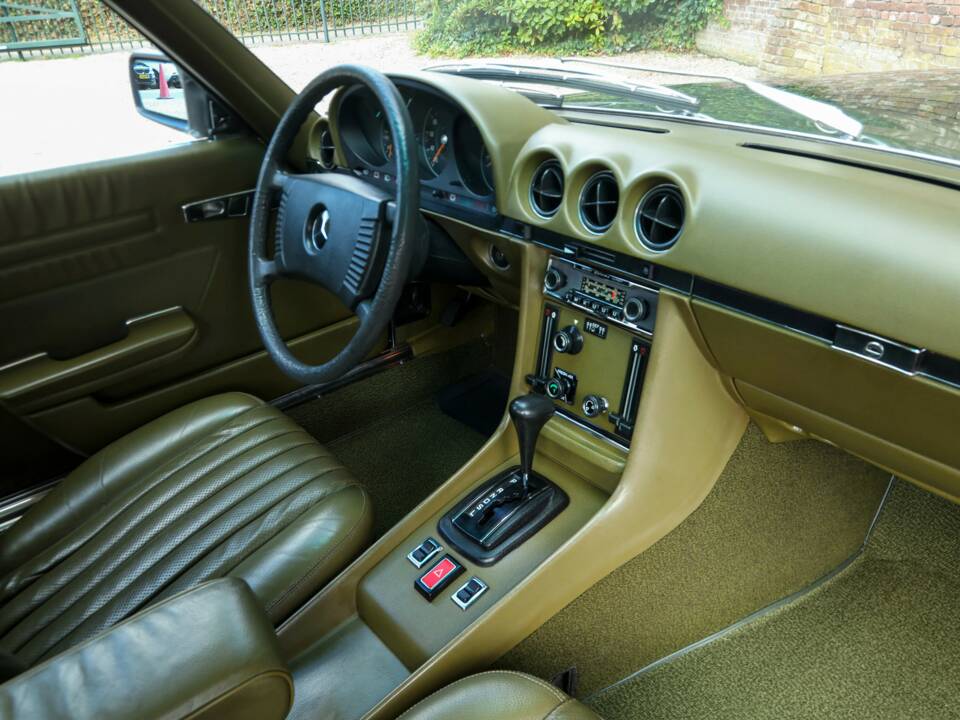 Image 38/50 de Mercedes-Benz 280 SLC (1976)