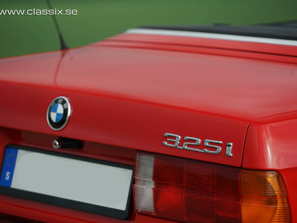 Bild 3/29 von BMW 325i (1990)