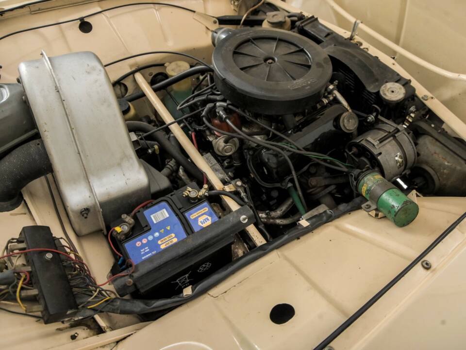Image 39/50 de Saab 96 V4 (1971)