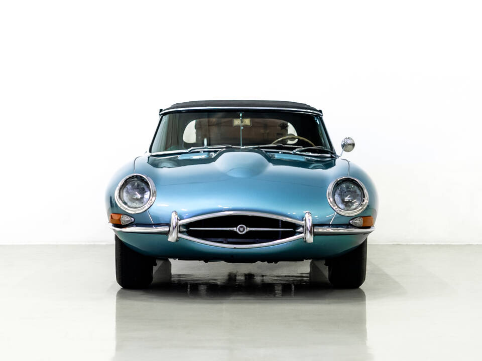 Bild 3/60 von Jaguar E-Type 4.2 (1967)