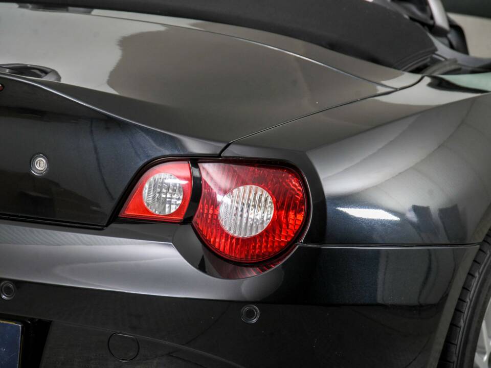 Afbeelding 26/50 van BMW Z4 2.2i (2005)
