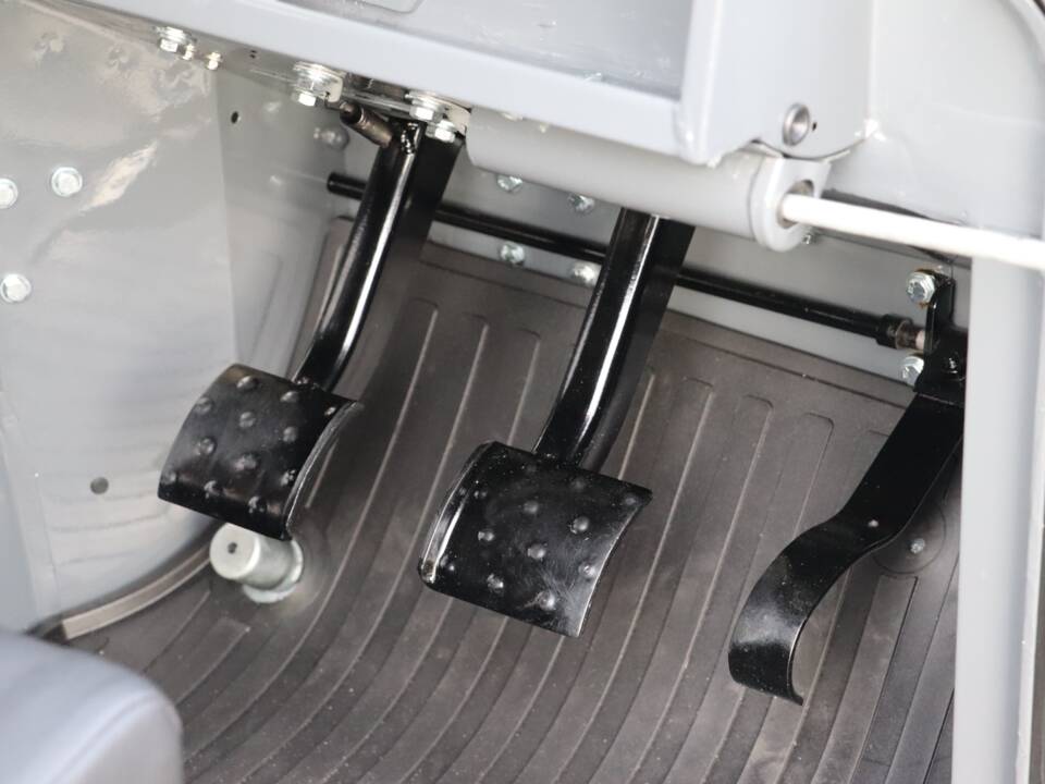 Bild 30/64 von Land Rover 88 (1958)