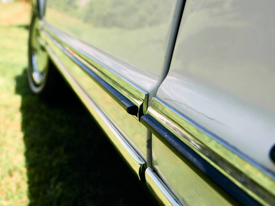 Bild 40/106 von Mercedes-Benz 280 SL (1969)