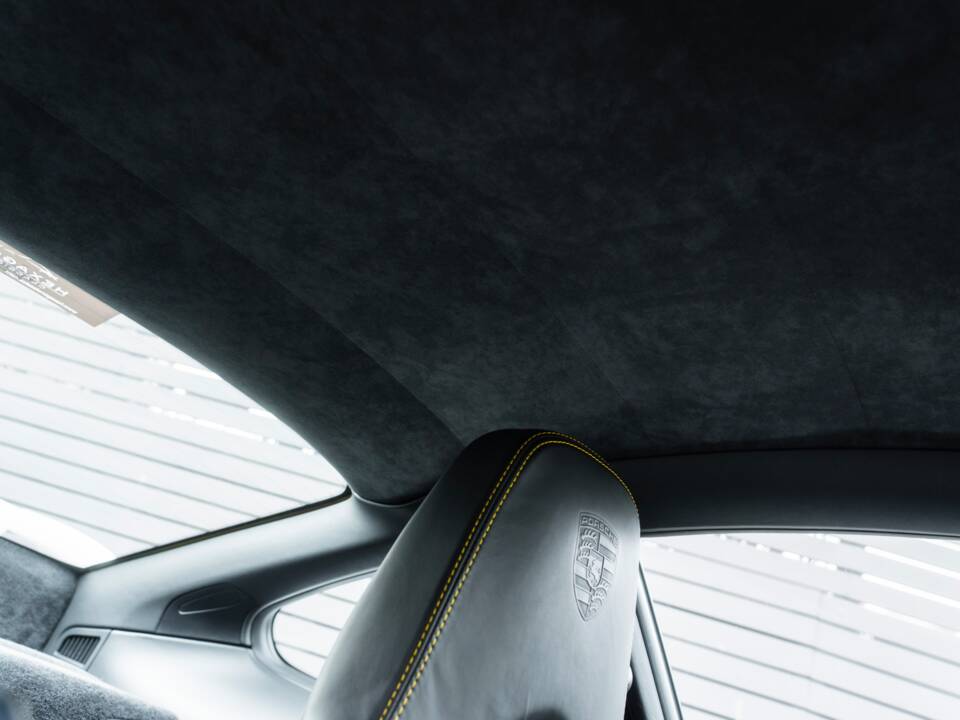 Bild 17/52 von Porsche 911 GT2 (2008)