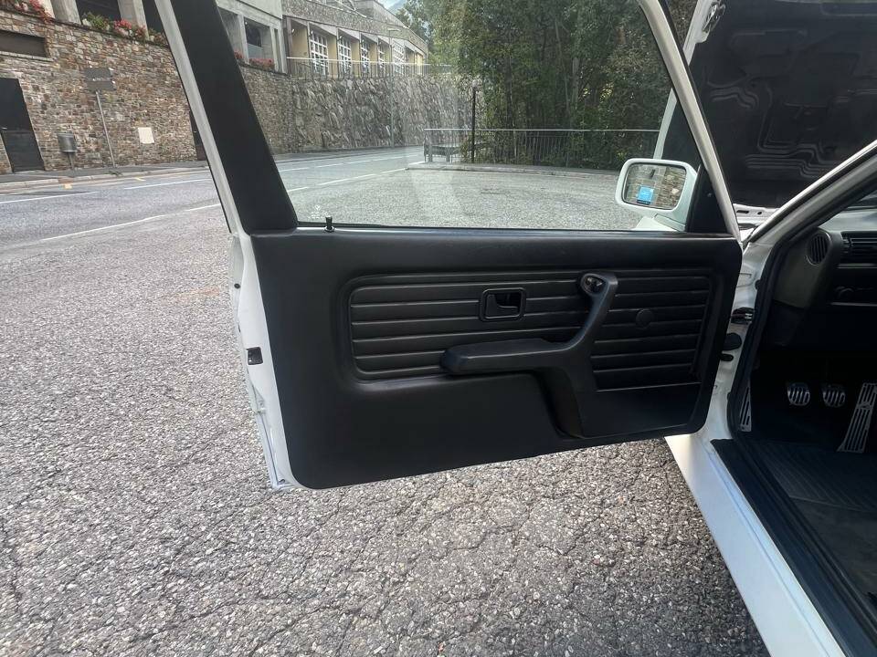 Bild 26/88 von BMW M3 (1988)