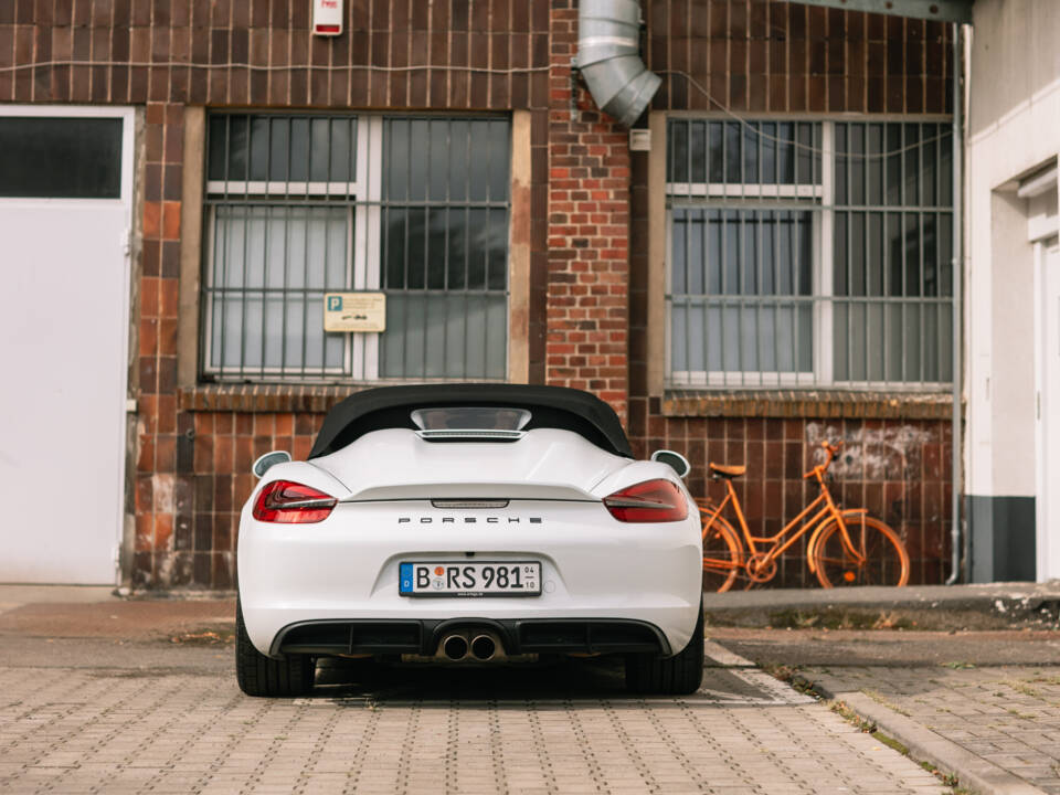 Image 4/70 of Porsche Boxster Spyder (2015)