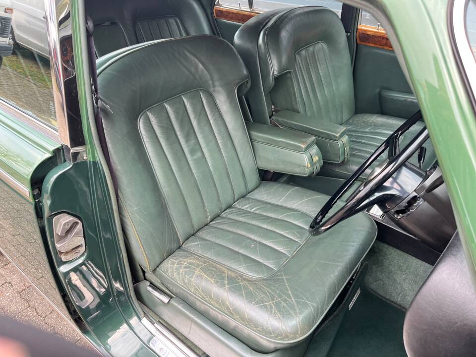 Bild 42/100 von Rolls-Royce Silver Shadow I (1974)