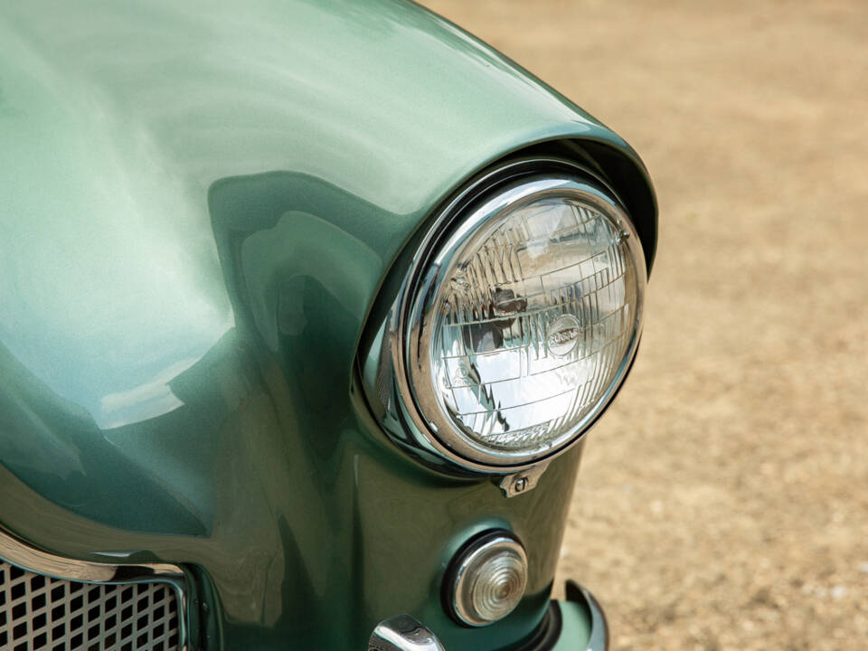 Immagine 28/50 di Aston Martin DB 4 Prototype (1957)