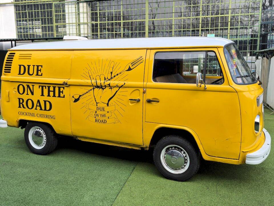 Bild 12/50 von Volkswagen T2b Kastenwagen (1976)