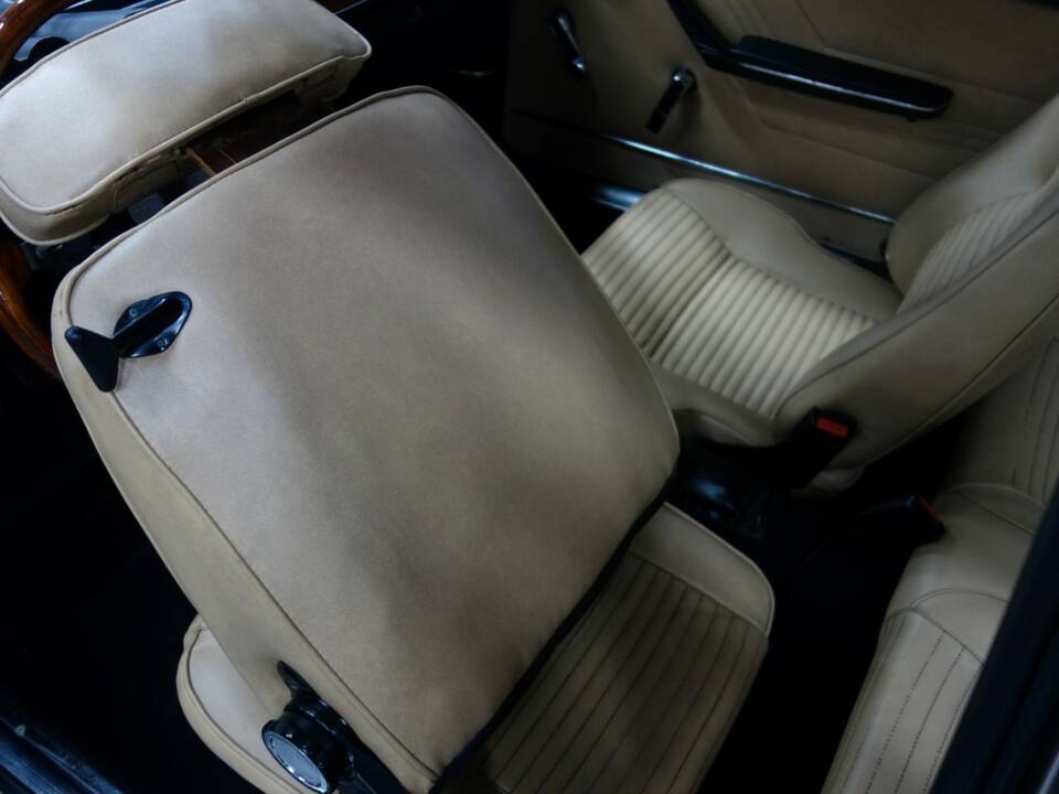 Bild 16/60 von Alfa Romeo Giulia GT 1300 Junior (1975)