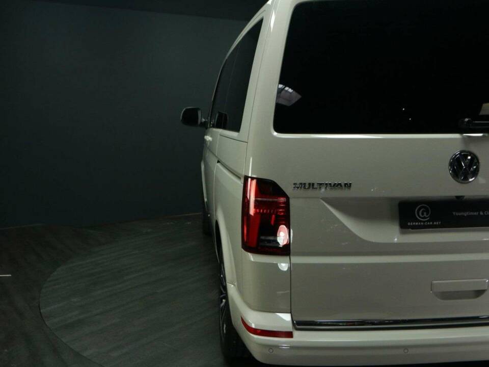 Image 29/50 of Volkswagen T6 Multivan 2.0 TDI (2020)
