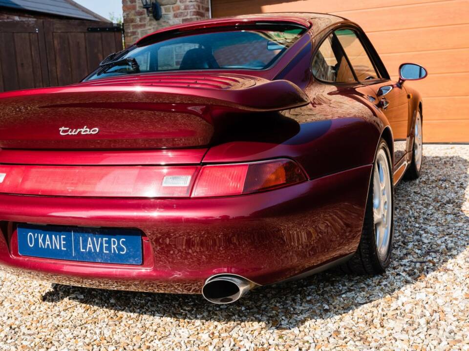 Image 23/57 of Porsche 911 Turbo (1995)