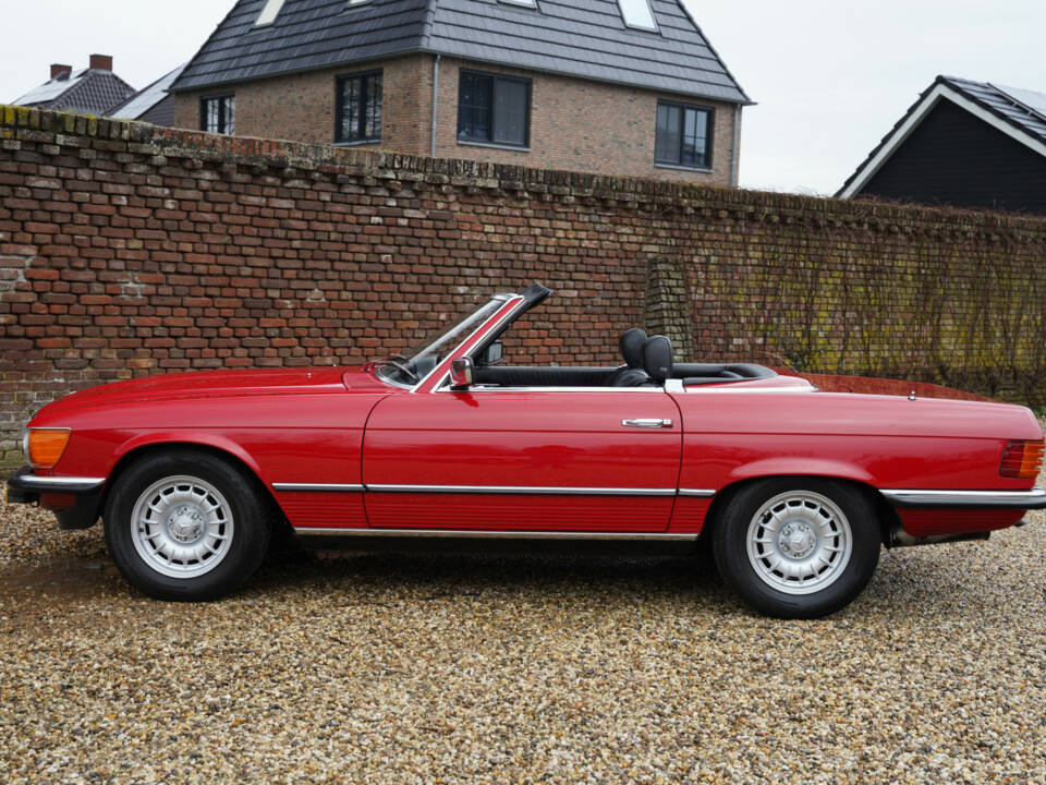 Image 20/50 of Mercedes-Benz 280 SL (1982)