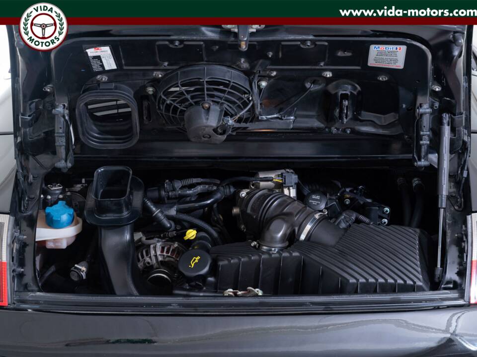 Bild 9/12 von Porsche 911 Carrera 4 (1999)