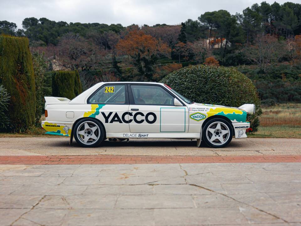 Image 5/56 de BMW M3 (1988)