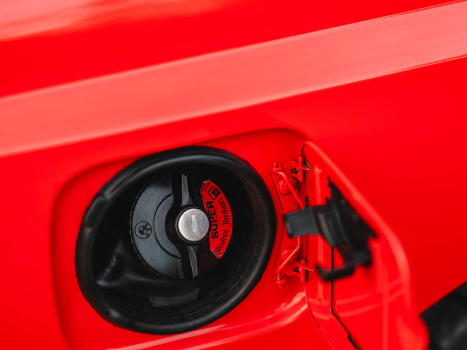 Image 40/50 of BMW M3 (1987)
