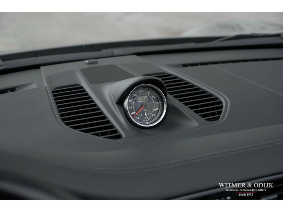 Bild 40/44 von Porsche 911 Carrera 4S (2014)