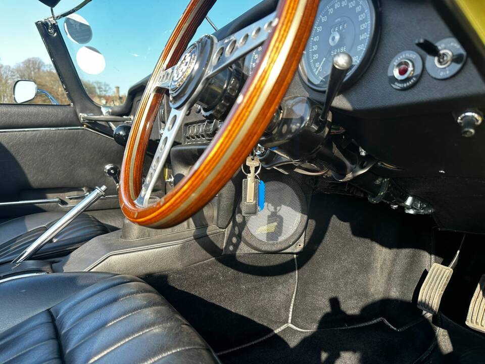 Afbeelding 43/100 van Jaguar E-Type (1968)