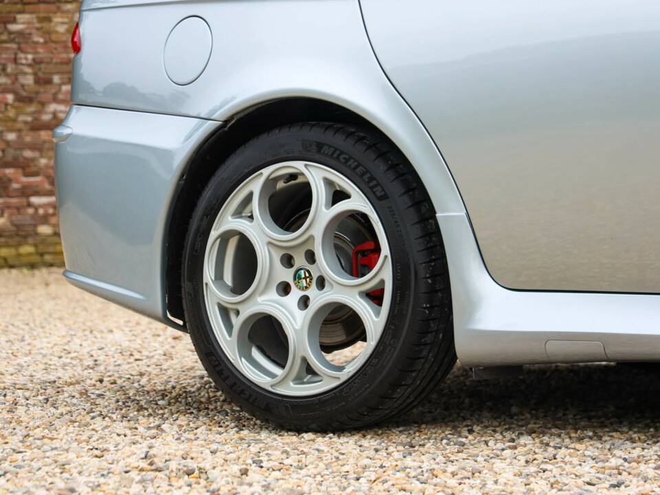 Bild 35/50 von Alfa Romeo 156 3.2 V6 GTA (2004)
