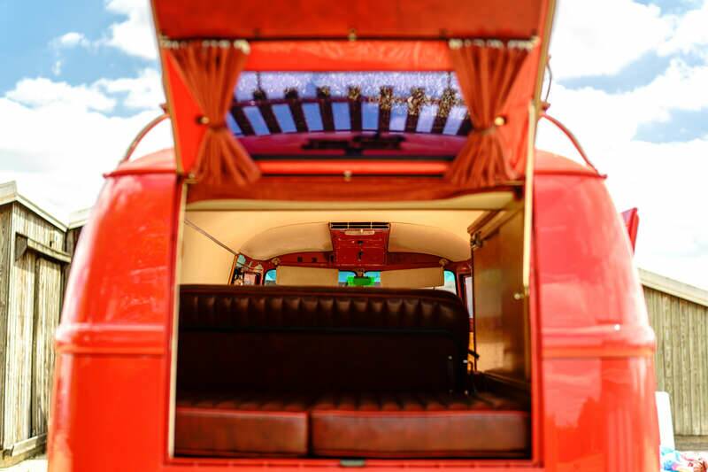 Image 15/50 of Volkswagen T1 panel van (1963)