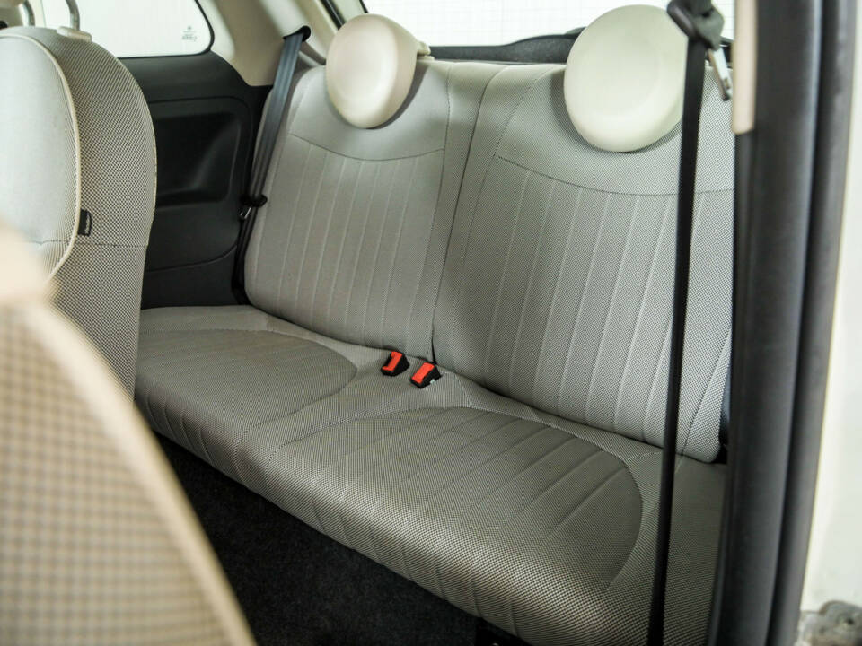 Immagine 35/48 di FIAT 500 (2009)