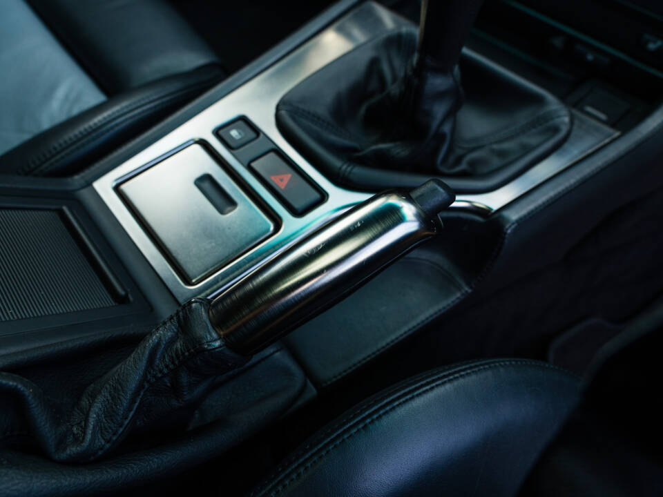 Image 32/56 of BMW M5 (2000)