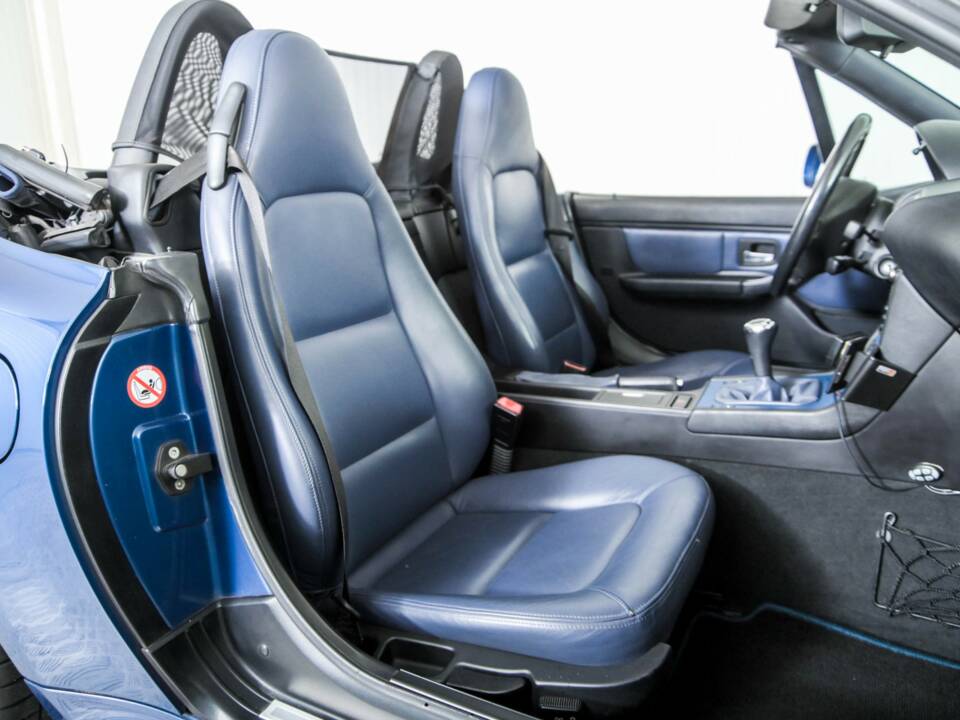 Image 12/50 of BMW Z3 2.2i (2001)
