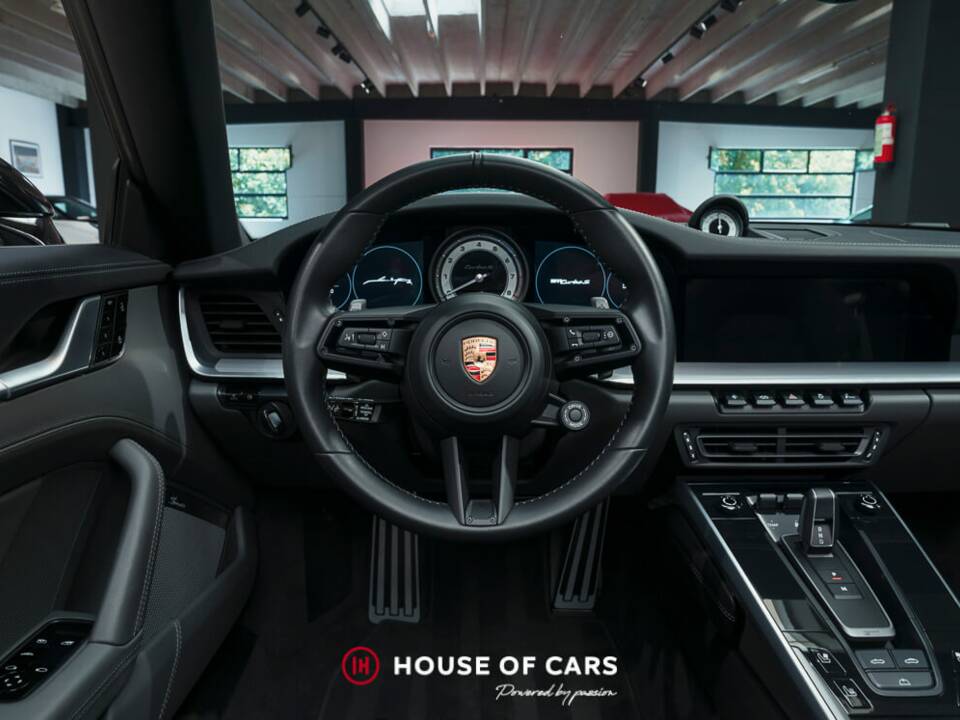 Imagen 16/24 de Porsche 911 Turbo S (2021)