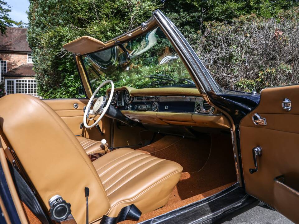 Bild 32/46 von Mercedes-Benz 230 SL (1966)