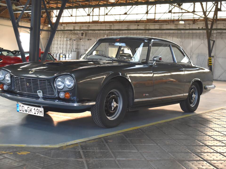 Image 3/65 de Gordon-Keeble GT (1964)