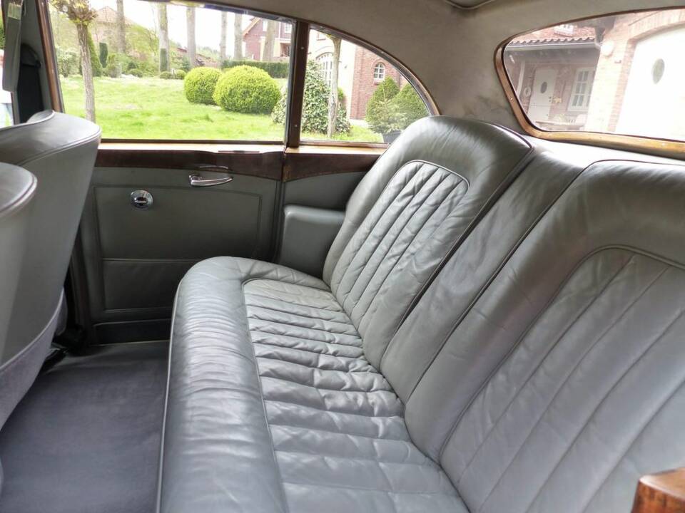 Bentley S 2 Continental Flying Spur Limousine 1961