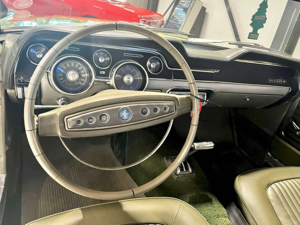 Image 17/36 of Ford Mustang 390 (1968)