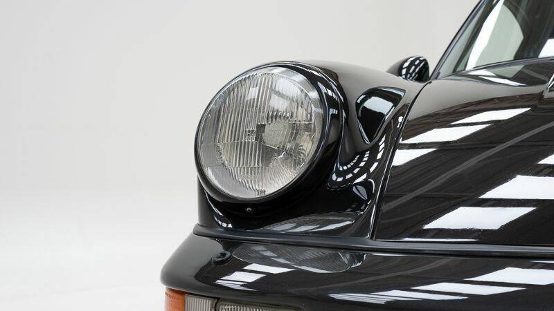 Afbeelding 15/15 van Porsche 911 Carrera 4 (1992)