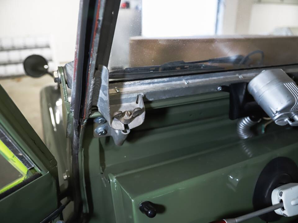 Bild 90/96 von Land Rover 88 (1961)