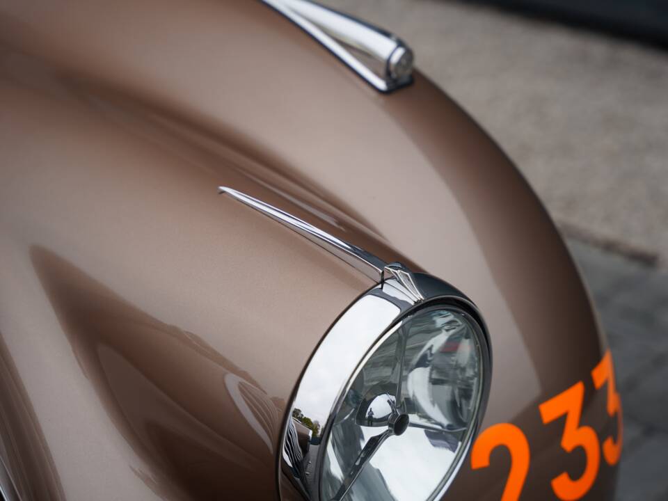 Image 46/50 of Jaguar XK 120 OTS (1950)