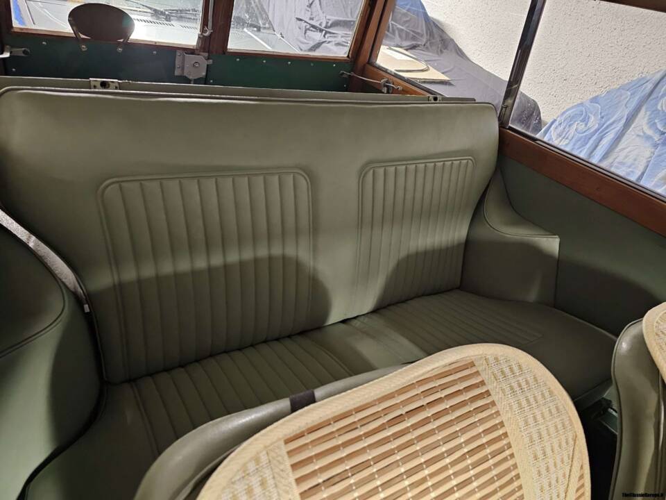 Immagine 34/83 di Morris Minor 1000 Traveller (1969)
