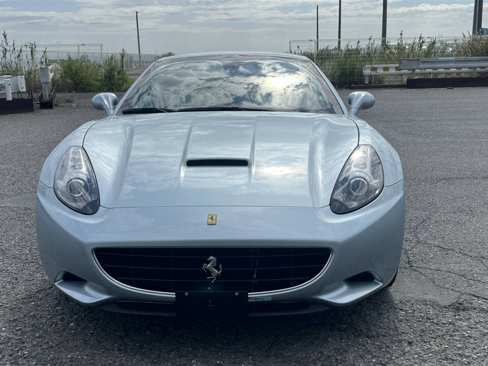 Afbeelding 2/66 van Ferrari California 30 (2013)