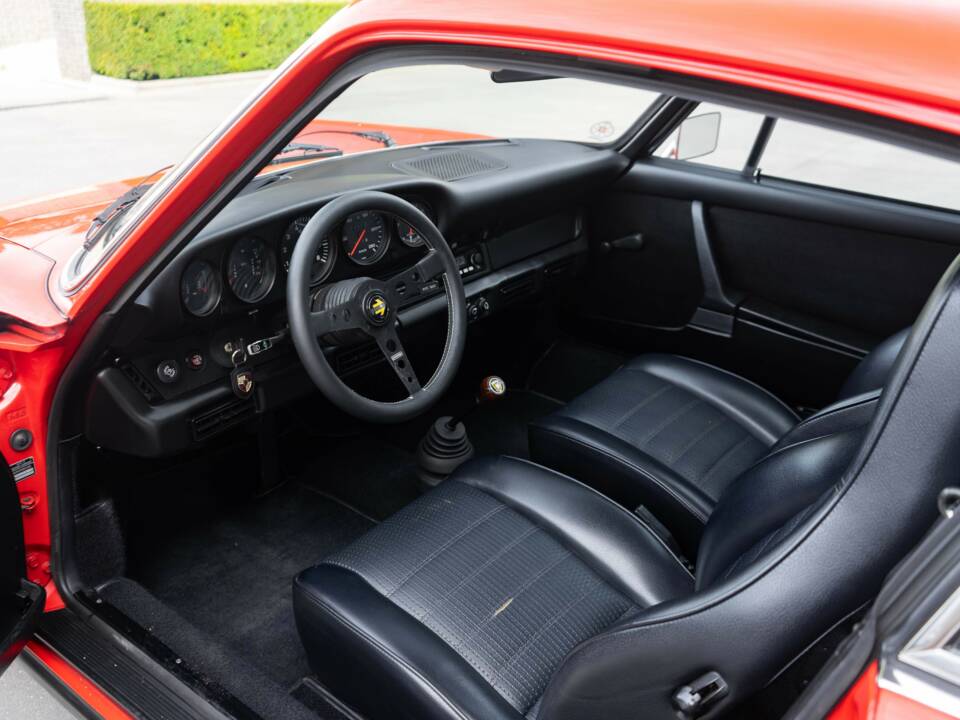 Image 11/37 of Porsche 911 2.7 S (1974)