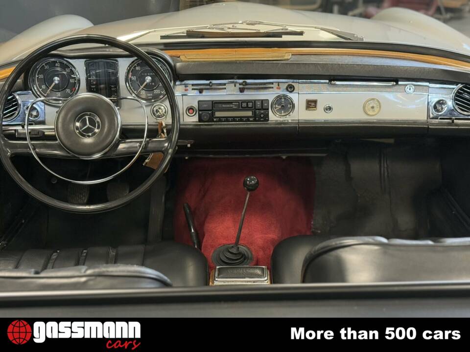 Imagen 15/15 de Mercedes-Benz 230 SL (1964)