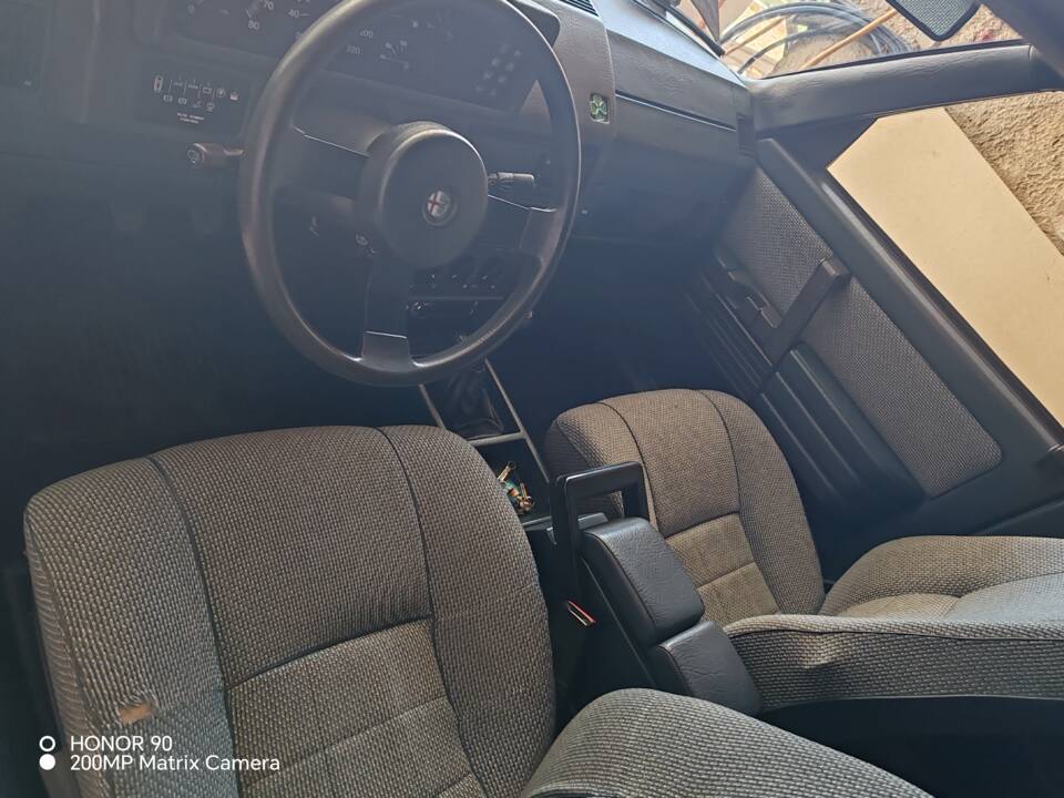 Image 11/31 of Alfa Romeo 90 2.0 (1984)