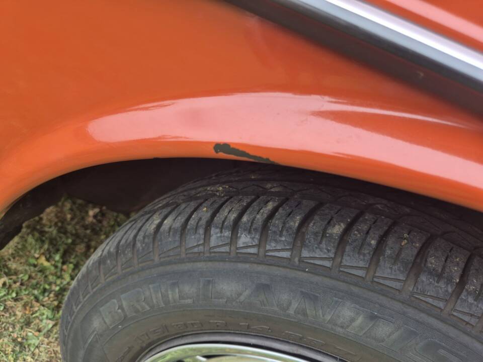 Image 35/41 of Mercedes-Benz 200 D (1981)