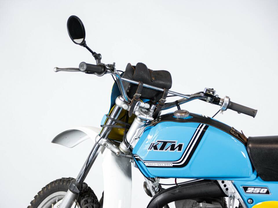 Imagen 27/50 de KTM 250 MC/GS (1977)