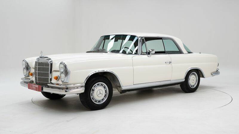 Image 1/15 of Mercedes-Benz 280 SE (1968)