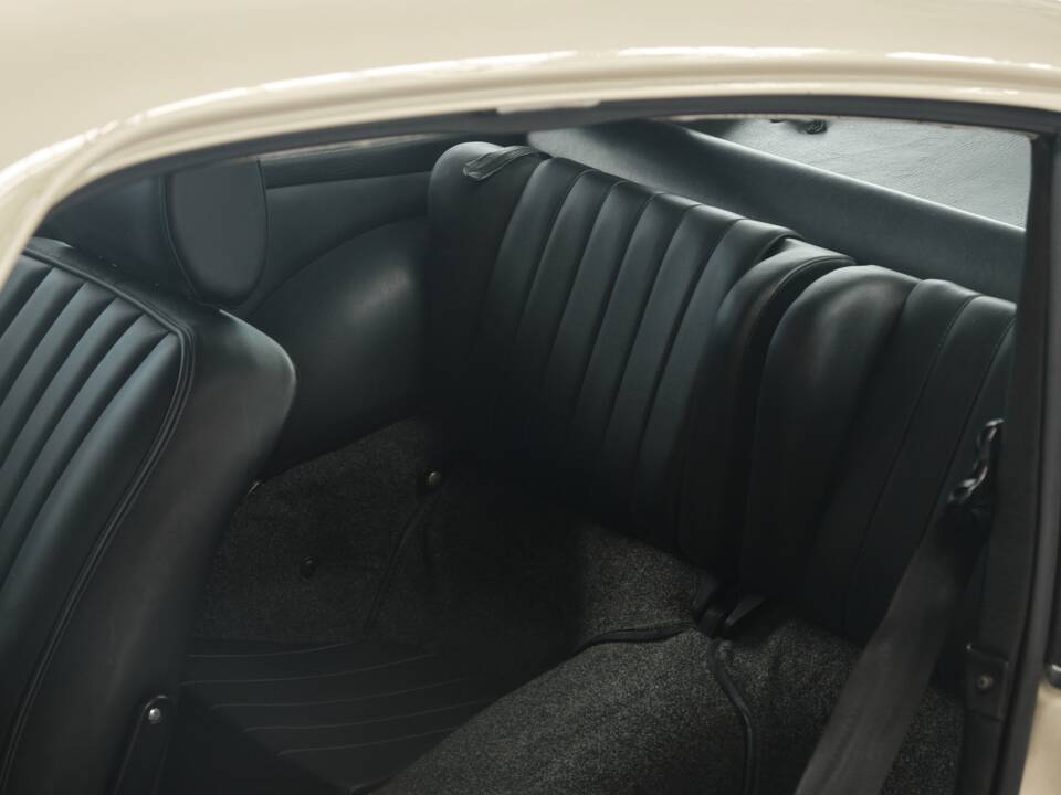 Bild 49/50 von Porsche 911 2.4 T (1972)