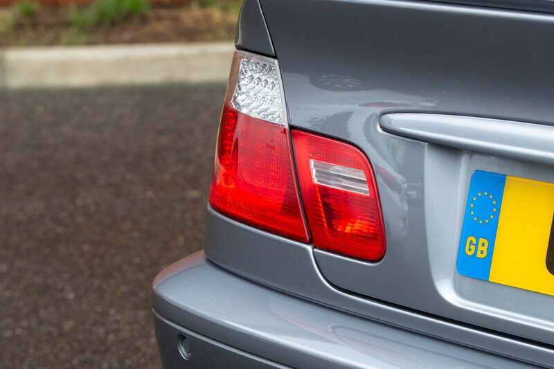 Image 48/50 of BMW M3 (2005)