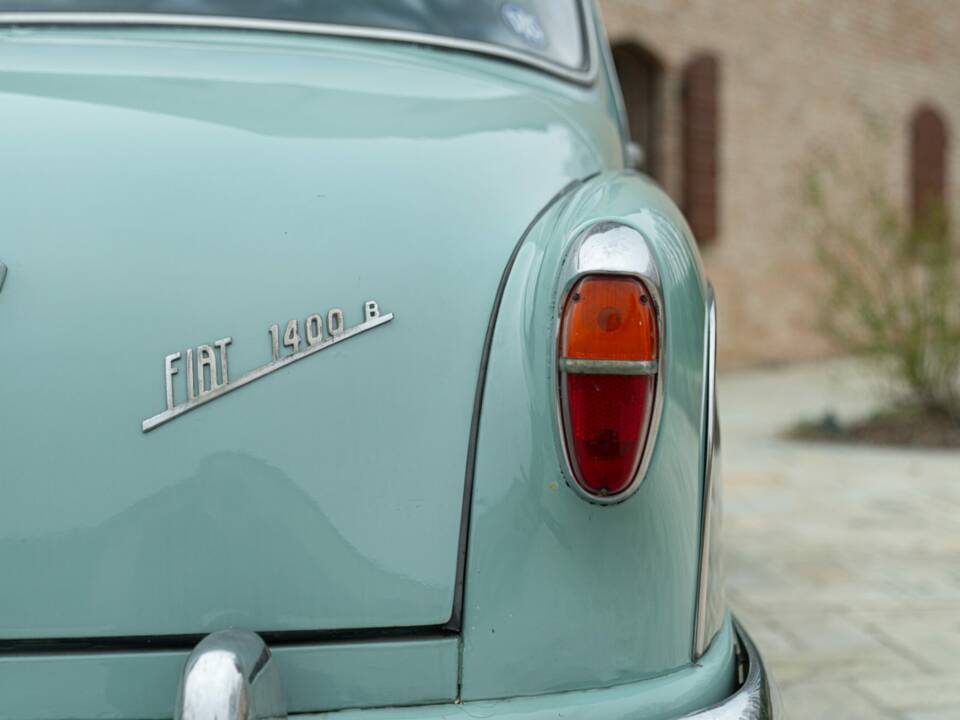 Image 14/50 of FIAT 1400 B (1958)