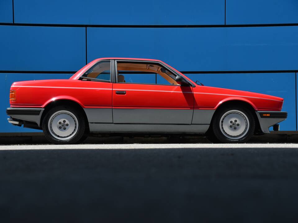 Immagine 4/17 di Maserati Karif (1991)